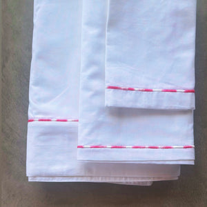 Christmas Capsule - Table Runner