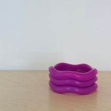 Resin WAVE Bangle - BERRY