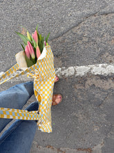 The Flower Tote