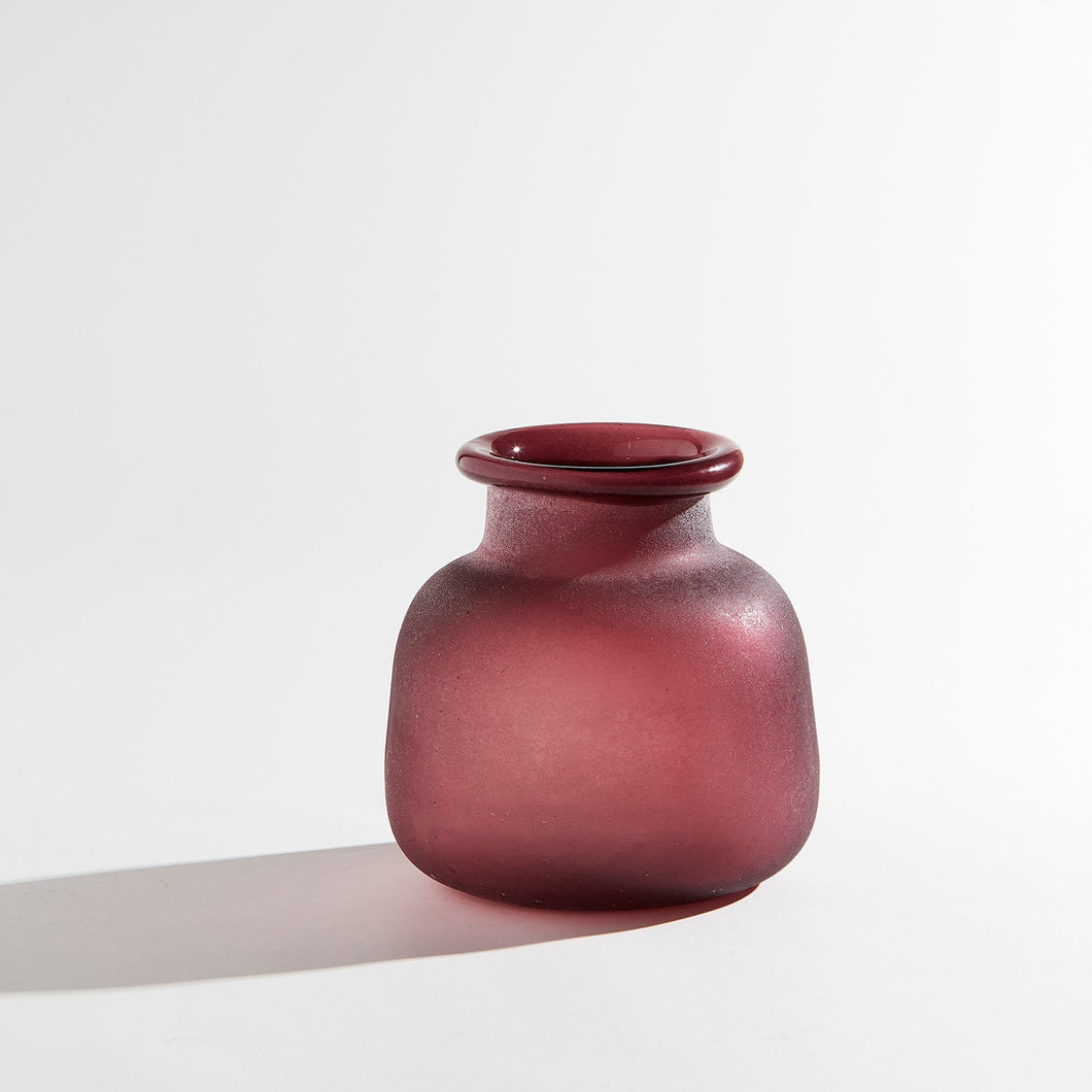 Byron Round Glass Vase - BEETROOT