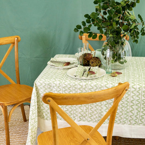 Viennetta in Gum Green Tablecloth